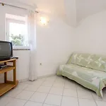 Mit Pool, Klima, Grillplatz, Balkon