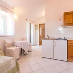 شقة Mit Pool, Klima, Grillplatz, Balkon ميدولين