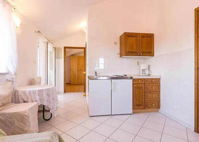 Mit Pool, Klima, Grillplatz, Balkon Appartamento