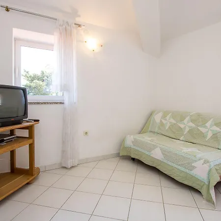 Mit Pool, Klima, Grillplatz, Balkon